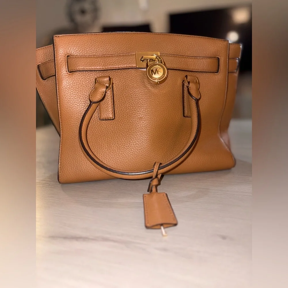 NWT Michael Kors Brown Hamilton Traveler‎ Large Leather Satchel